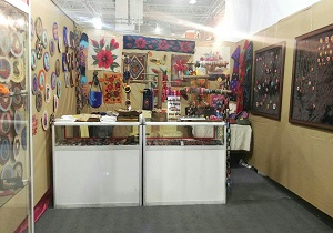بسته بندی تولیدات نمد استان در نمایشگاه ملی صنایع دستی