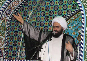 فرمانده انتظامی لرستان برای رفع مشکلات اجتماعی دلفان ورود پیدا کند