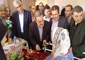 عیادت وزیر آموزش و پرورش از مصدومان حادثه واژگونی اتوبوس هرمزگان