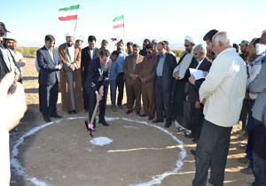 کلنگ زنی پروژه فرآوری و بسته بندی زعفران