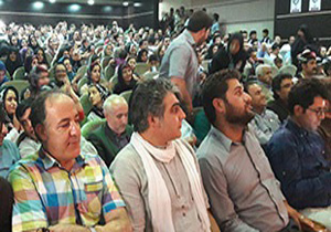 رونمایی از تمبر یاد بود ثبت زبان لکی در فهرست آثار ملی ناملموس
