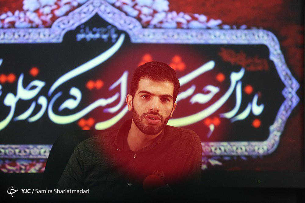 شعرخوانی محمد جواد پرچمی برای امام حسین (ع)/ در مسیر خانه لیلا زجان باید گذشت