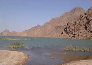 کاهش آب پشت سد شهید شاهچراغی دامغان