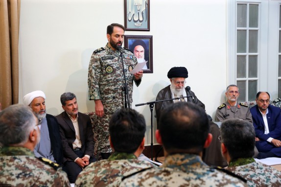 فرماندهان قرارگاه پدافند هوایی خاتم&zwnj;الانبیاء(ص) ارتش با فرمانده کل قوا دیدار کردند