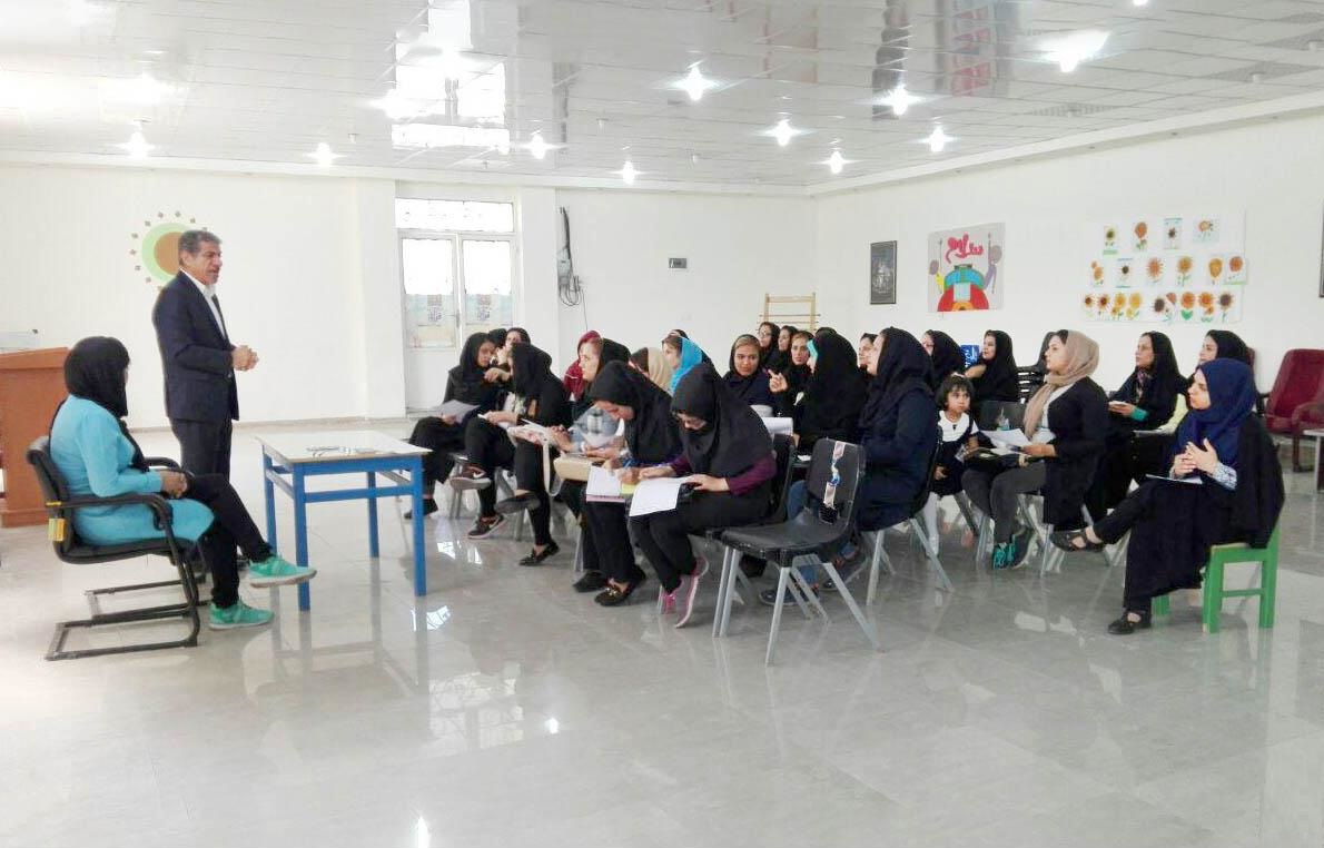 بوشهری&zwnj;ها در کلاس&zwnj;های رایگان مجتمع عالی&zwnj;آباد شرکت کنند