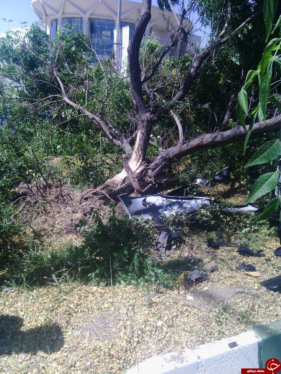 سرعت غیرمجاز پژو 206 حادثه ساز شد + تصاویر