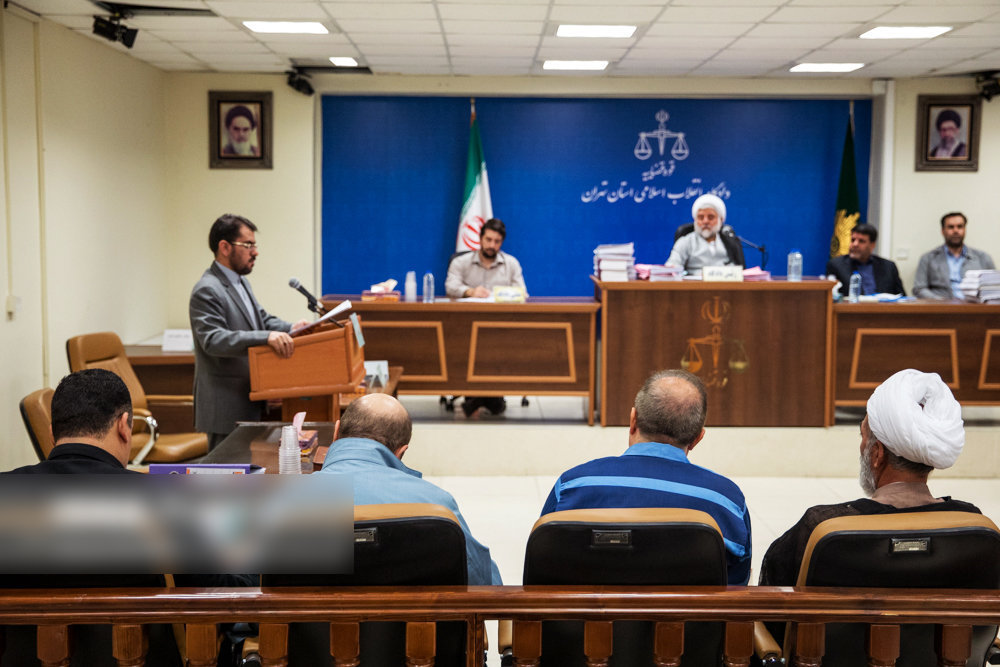سیزدهمین جلسه رسیدگی به پرونده 2 متهم نفتی آغاز شد