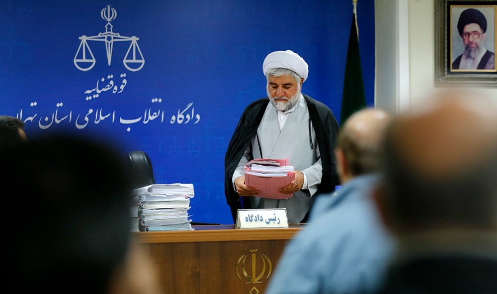 ختم سیزدهمین جلسه دادگاه متهمان نفتی