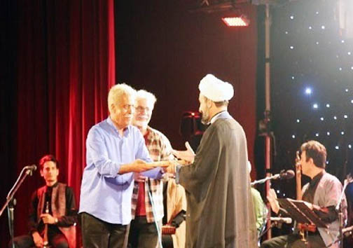 تصاویر برگزاری کنسرت &laquo;عاشقانه&zwnj;های گروه تال&raquo; در خرم آباد