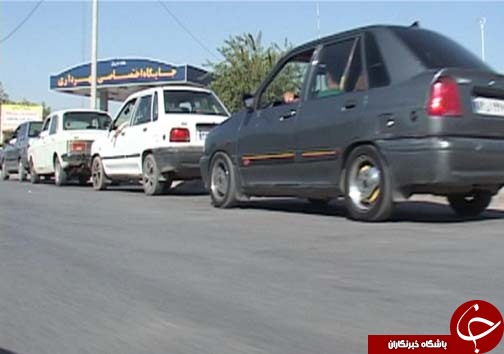 صف&zwnj;های طولانی اتومبیل برای استفاده رانندگان لرستانی از گاز CNG