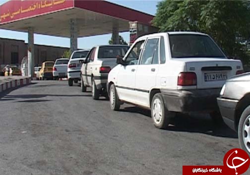صف&zwnj;های طولانی اتومبیل برای استفاده رانندگان لرستانی از گاز CNG