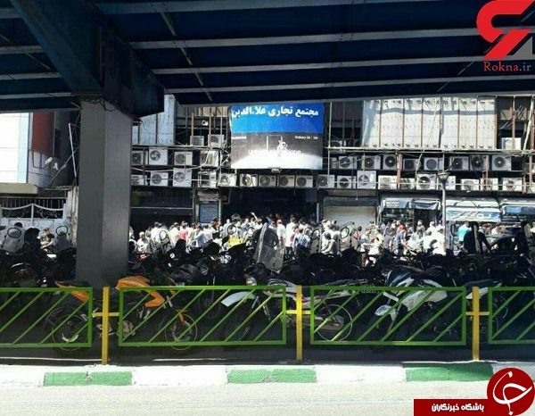 درگیری دست فروشان قمه به دست در پاساژ علاالدین +عکس