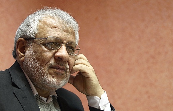 امام(ره) از مذاکره بازرگان و یزدی با برژینسکی اطلاع نداشتند/پاسخ امام(ره) به نامه محتشمی‌پور، تمام مسائل نهضت آزادی را زیر سوال برد