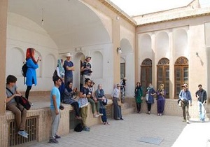 رشد پنج‌ درصدی گردشگران خارجی به شهر تاریخی یزد