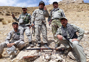 دستگیری ۴ شکارچی غیر مجاز پرنده در اشترانکوه