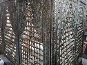 رونمایی و افتتاح ضریح امام زادگان پنج تن زرند کهنه زرندیه