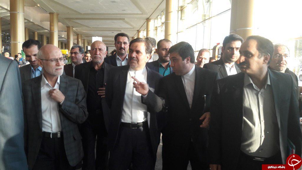 بازدید سرزده وزیر راه و شهرسازی از فرودگاه بین المللی مشهد