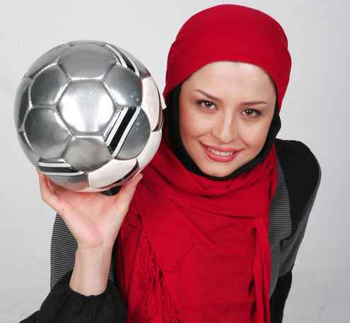 عکس خاطره انگیز بازیگر زن دهه شصتی