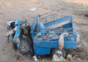 یک کشته و ۲ مجروح بر اثر برخورد وانت نیسان و موتورسیکلت