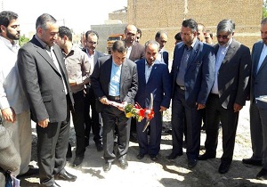 کلنگ زنی ساختمان شورای حل اختلاف سرخه
