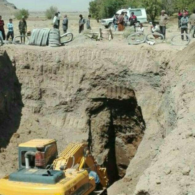قنات آب جان دو مقنی را گرفت