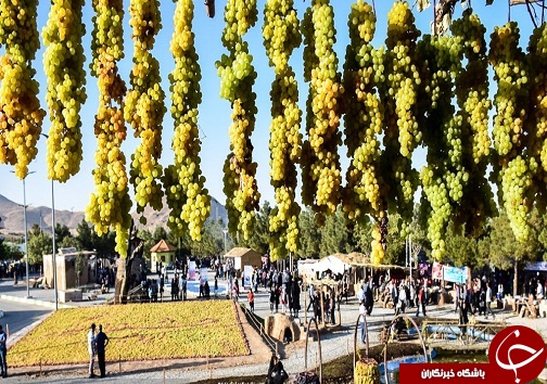 خشک شدن دریاچه ارومیه زندگی ۱۴ میلیون نفر را به خطر می&zwnj;اندازد/جشنواره انگور فرصتی مناسب برای معرفی فرهنگ آذربایجان /مرکز توسعه و نشر قرآن در ارومیه ایجاد می&zwnj;شود