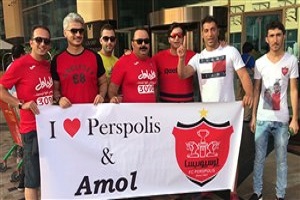 حرکت تیم پرسپولیس به ورزشگاه و استقبال هواداران + فیلم