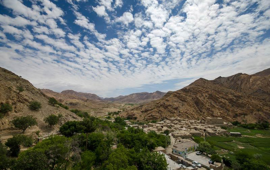 خراشاد؛ نخستین روستای هدف صنایع دستی کشور