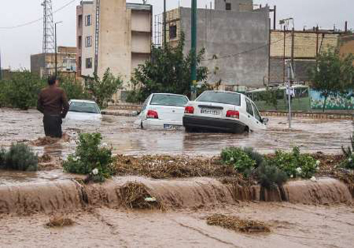 شهرداری تکلیف پل‌های موقت خرم‌آباد را مشخص  کند