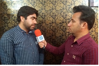 یادبود شهید حججی بر پیشانی تئاتر استان ایلام
