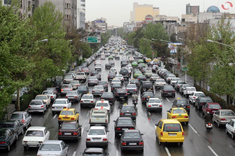 قرار نیست شهردار جدید در حل معضل ترافیک تهران معجزه کند/ مسافرکش&zwnj;های شهرستان عامل بند آمدن خیابان&zwnj;های پایتخت