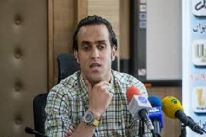 نشست خبری علی کریمی بعد از بازی گسترش فولاد + فیلم