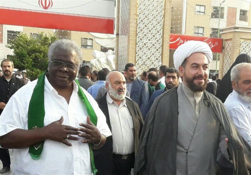 کشیش آلمانی: زیبایی راه امام حسین (ع) مرا خادم ایشان کرد