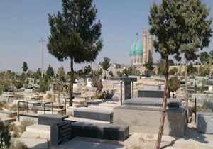زباله‌ها در همجواری قبرستان بی‌بی سکینه! + فیلم