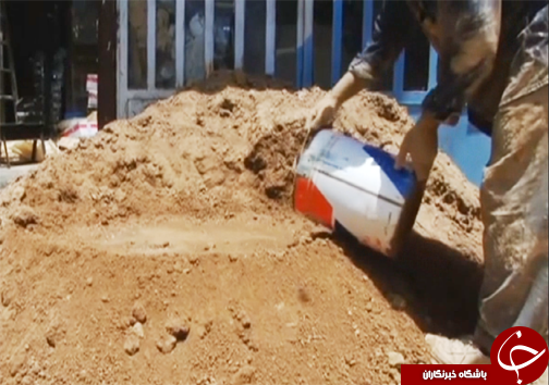 ساخت تنور سفالی به دست هنرمندان چیره دست بروجردی