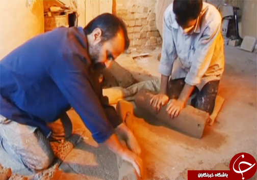 ساخت تنور سفالی به دست هنرمندان چیره دست بروجردی