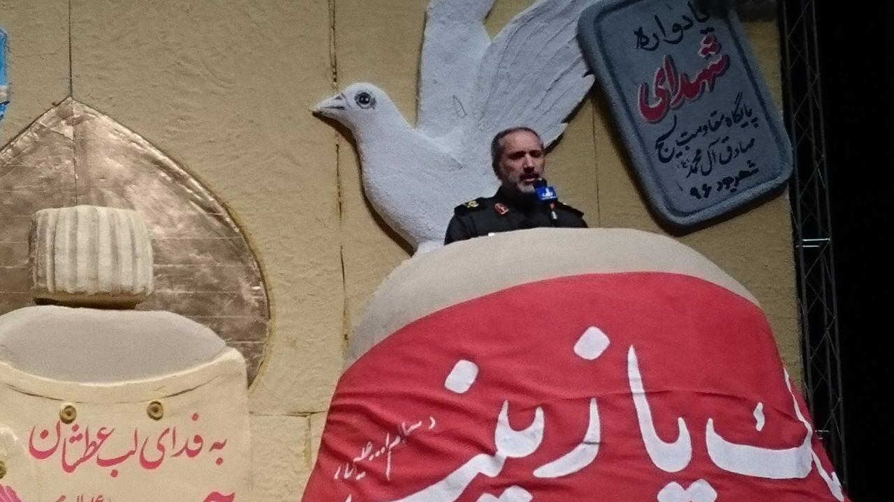لزوم پیروی کامل از رهبری برای نابودی دشمنان کشور/ برای اعتلای کشور باید راه شهدا را برویم