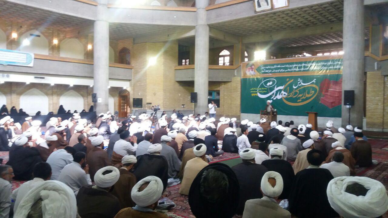توجه به اخلاق یکی از موارد مهم در تبلیغ است