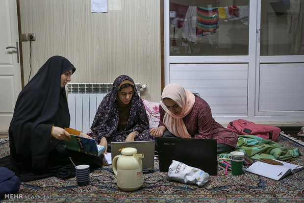 من یک خوابگاهی هستم+تصاویر