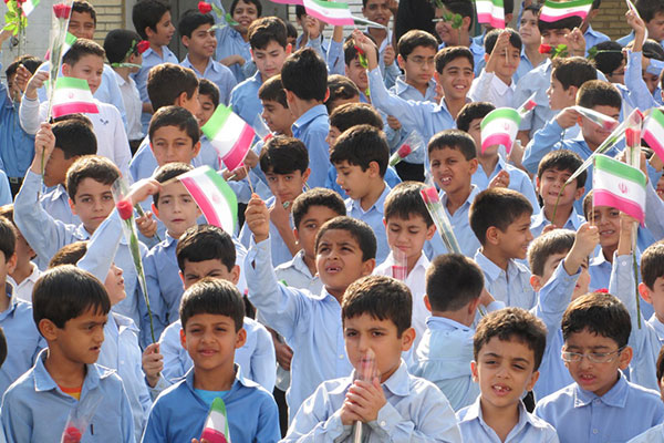 استقبال 6 هزار دانش آموز سردرودی از بهار تعلیم و تربیت