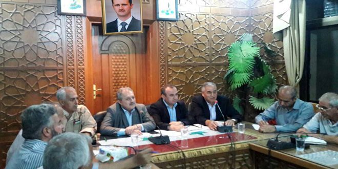 برخی وزرای دولت سوریه از دیرالزور بازدید کردند