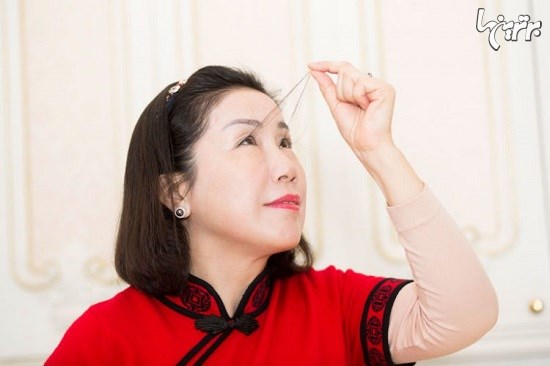 زنی که بلندترین مژه&zwnj;های دنیا را دارد+تصاویر