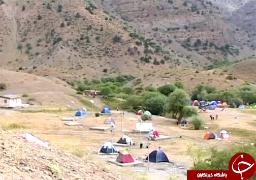 دریاچه گهر نگینی آبی زاگرس در دل کوه های اشترانکوه