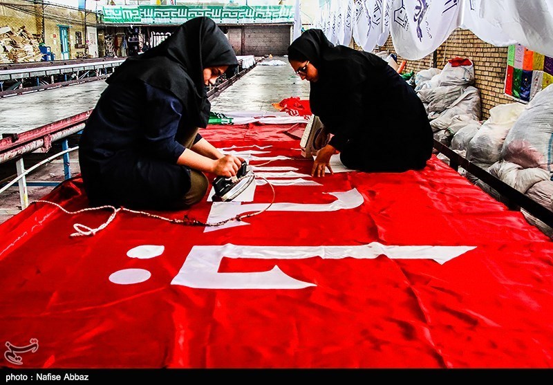 در آستانه فرارسیدن ماه محرم در کارگاه های تولید پرچم چه می گذرد؟+تصاویر