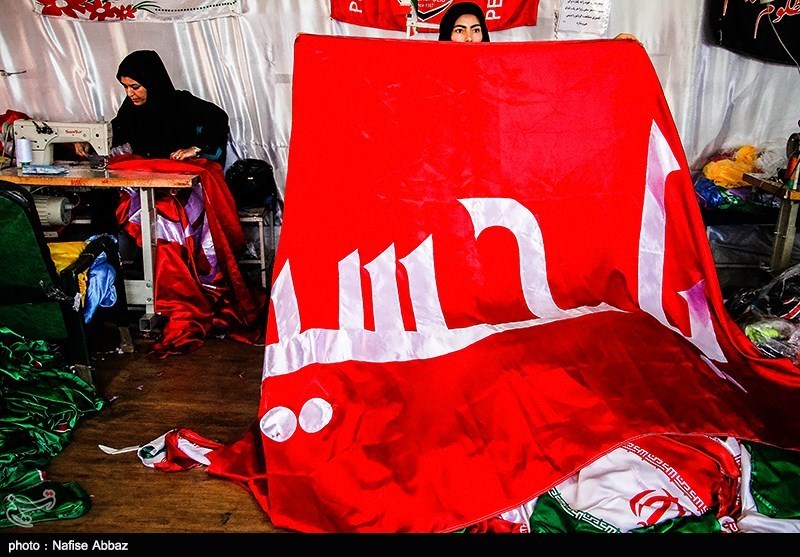 در آستانه فرارسیدن ماه محرم در کارگاه های تولید پرچم چه می گذرد؟+تصاویر