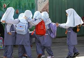 وزن یک کوله پشتی باید 10درصد وزن بدن دانش آموز باشد