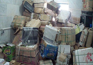 کشف بخاری های قاچاق از یک انباری در زابل