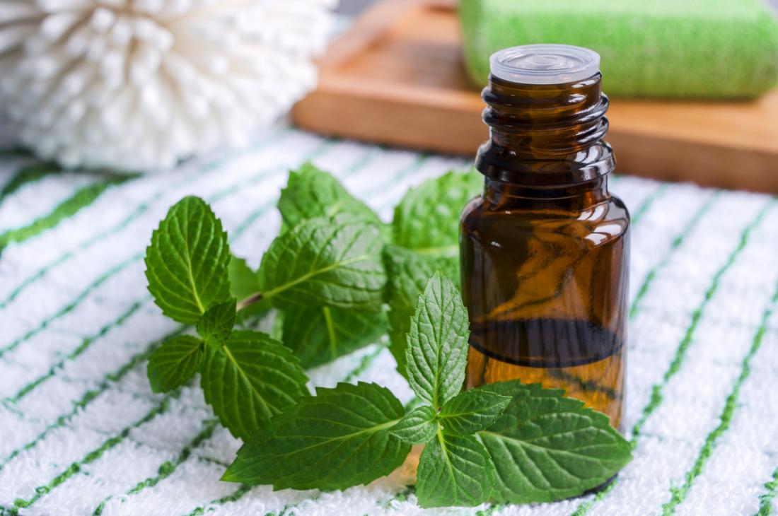 1-روغن نعناع؛ دارویی بی نظیر برای زیبایی و تقویت موهایتان2-با خوش بو ترین روغن گیاهی زیبایی را به موهایتان بازگردانید