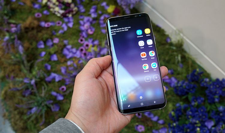 قیمت فروش پرچمداران Samsung در بازار / اجاره یک واحد اداری چقدر آب می خورد؟