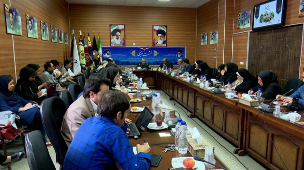 دفاع مقدس برای ملت ایران عزت آفرینی کرد